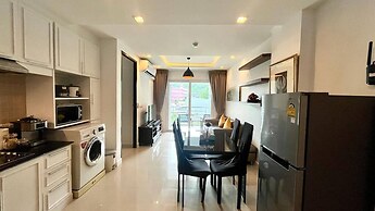 6-49 - 1 Bdr Condo With Balcony and Shared Pool