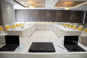 AR SUITES KLJ SQUARE