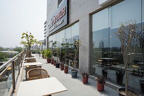 AR SUITES KLJ SQUARE