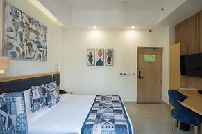 AR SUITES KLJ SQUARE