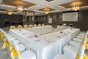 AR SUITES KLJ SQUARE