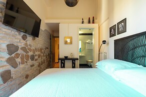 Palm Gallery Hotel