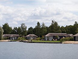 Lakefront Holiday Home