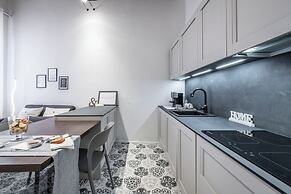 EMILIA SUITE PALACE