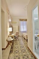 MADAMA GUEST HOUSE