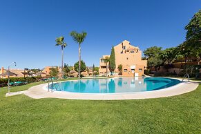 Los Lagos in Elviria