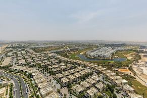 Waves - Elegant 28th Floor Studio in Carson A, Damac Hills