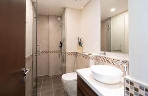 Burj Khalifa View - High Floor 1BR Apt