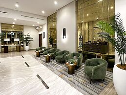Burj Khalifa View - High Floor 1BR Apt