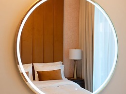 Burj Khalifa View - High Floor 1BR Apt