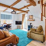 Host Stay The Snug