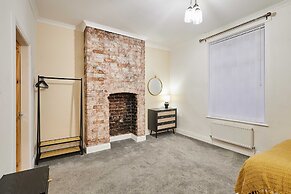Host Stay Milbanke House