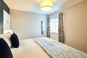 Host Stay Esk View