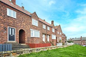 Host Stay Esk View