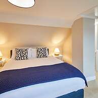 Host Stay Esk View