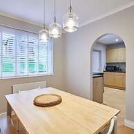Host Stay Esk View