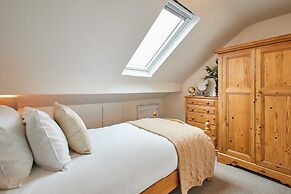 Host Stay Sunstar