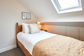 Host Stay Sunstar