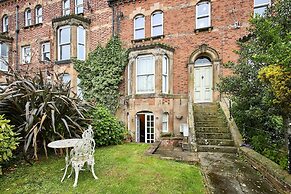 Host Stay The Den
