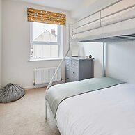 Host Stay Empress Point