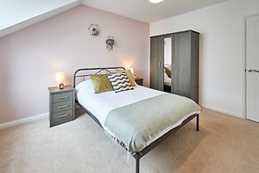 Host Stay Empress Point