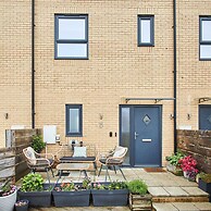 Host Stay Empress Point