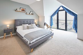 Host Stay Empress Point