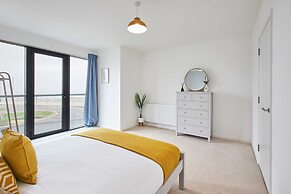 Host Stay Empress Point