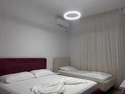 Lians Rooms