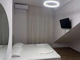 Lians Rooms