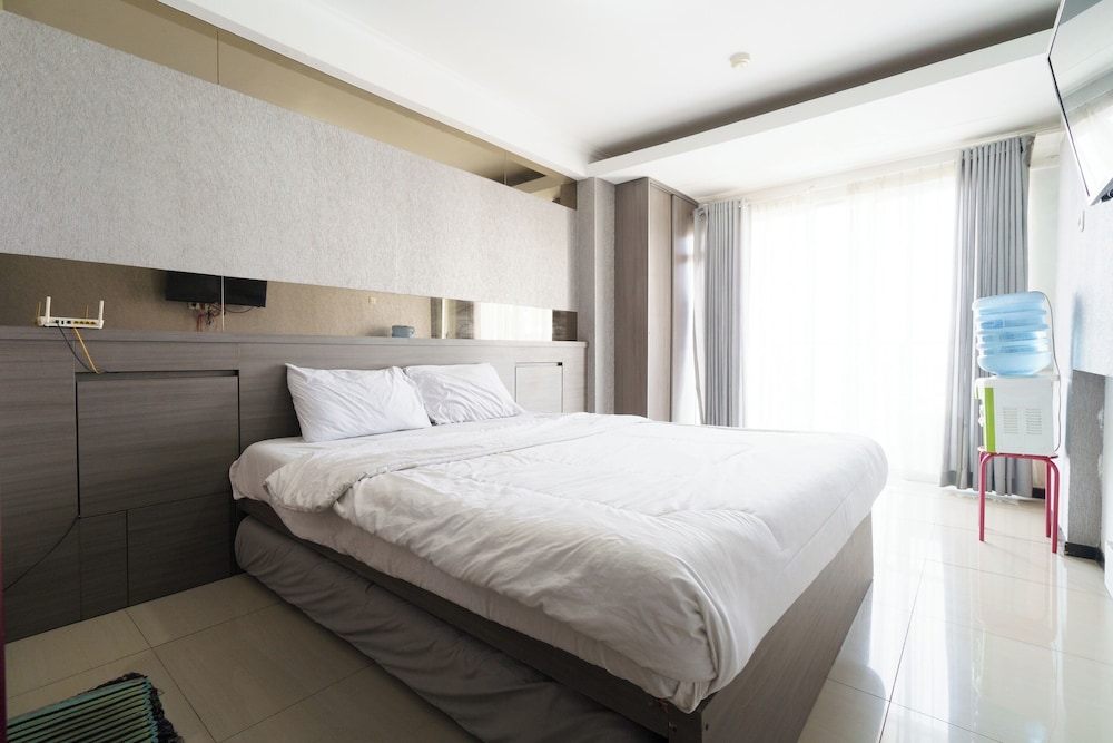 OYO 94100 Gateway Pasteur Apartment By Ilyasa