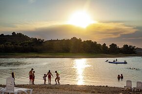 TAIGA Lake Caspe