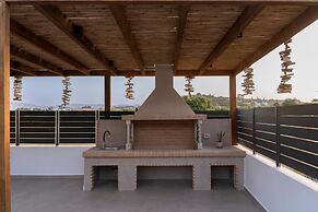 Diamond Villa With Swimming Pool