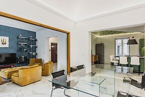 Upscale Urban Apartment