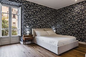 Upscale Urban Apartment