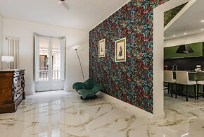 Upscale Urban Apartment