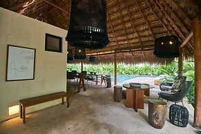 Modern Jungle Hideaway With Private Pool