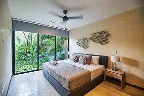 Modern Jungle Hideaway With Private Pool