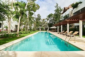 Amazing Apartment With Pools Gym BBQ Yoga Deck