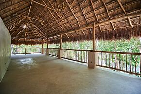 Amazing Apartment With Pools Gym BBQ Yoga Deck