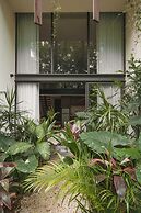 Gorgeous Loft Jungle Views and Premium Amenities