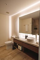 Gorgeous Loft Jungle Views and Premium Amenities