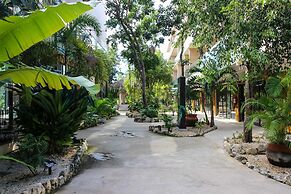 Bright Stylish Studio Best Location