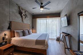 Bright Stylish Studio Best Location