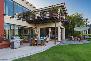 La Serenata in Punta Mita