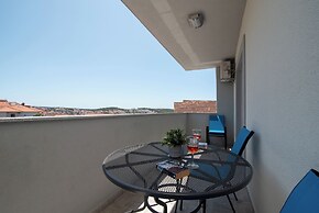 Villa Eight by Villa Kuzmanic