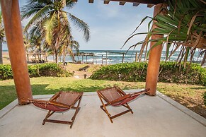 Casa Don Luis Luxury beachfront house