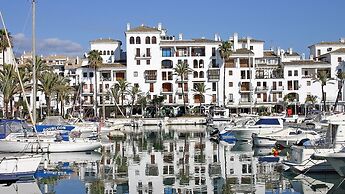 La Duquesa Place in the sun