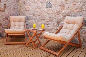 Folia Cunda By Leone