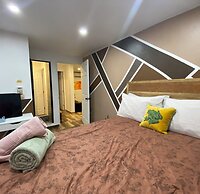 Castillo del Parque Stylish 2bed Apt
